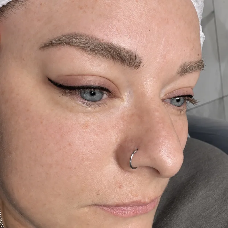 Student's work: eyeliner and brows